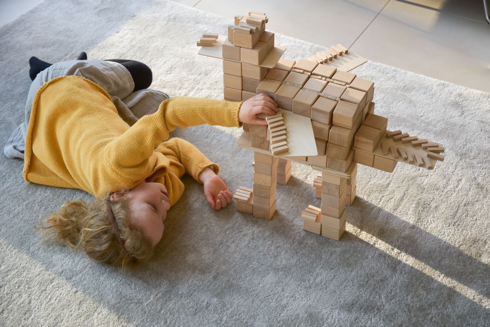 HOLZBLÖCKE: DER SCHLÜSSEL ZU KREATIVEM SPIEL IM KINDERZIMMER