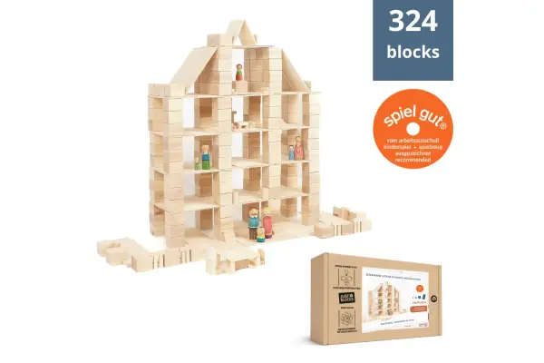 Wooden blocks set
